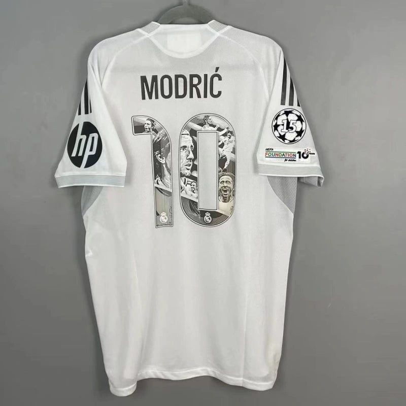 Real Madrid Home Modrić 10 Shirt 2025-26 (limited edition celebration print)